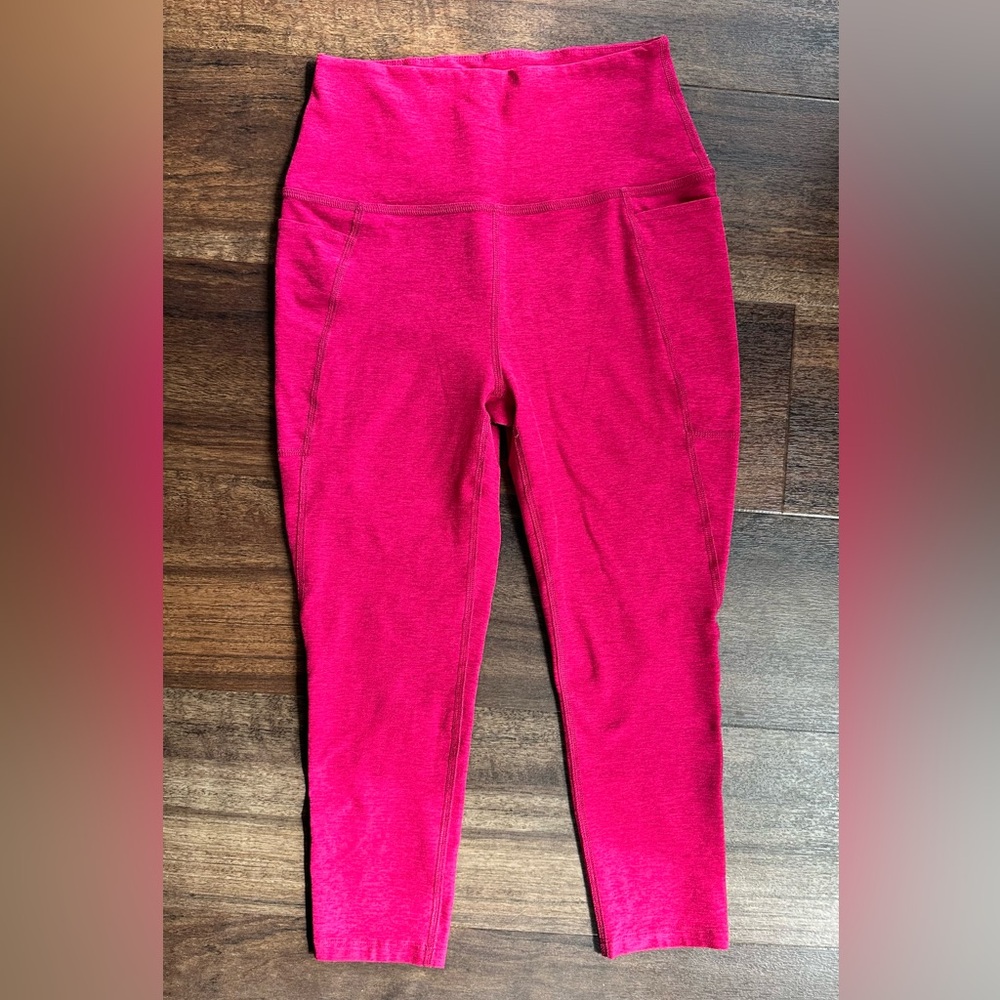 GUC Beyond Yoga out of pocket Capri sz L